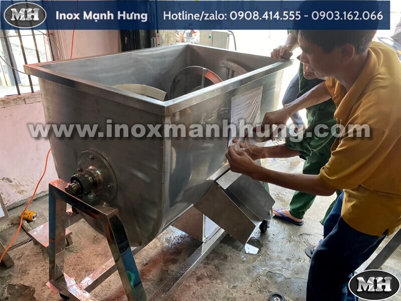 Hướng dẫn sử dụng máy trộn thịt hiệu quả và đảm bảo độ bền lâu dài 9