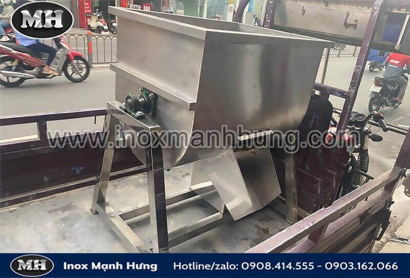 Máy trộn bột trục nằm ngang inox năng suất cao 17 May Quet Cha Ca Nam Ngang 08