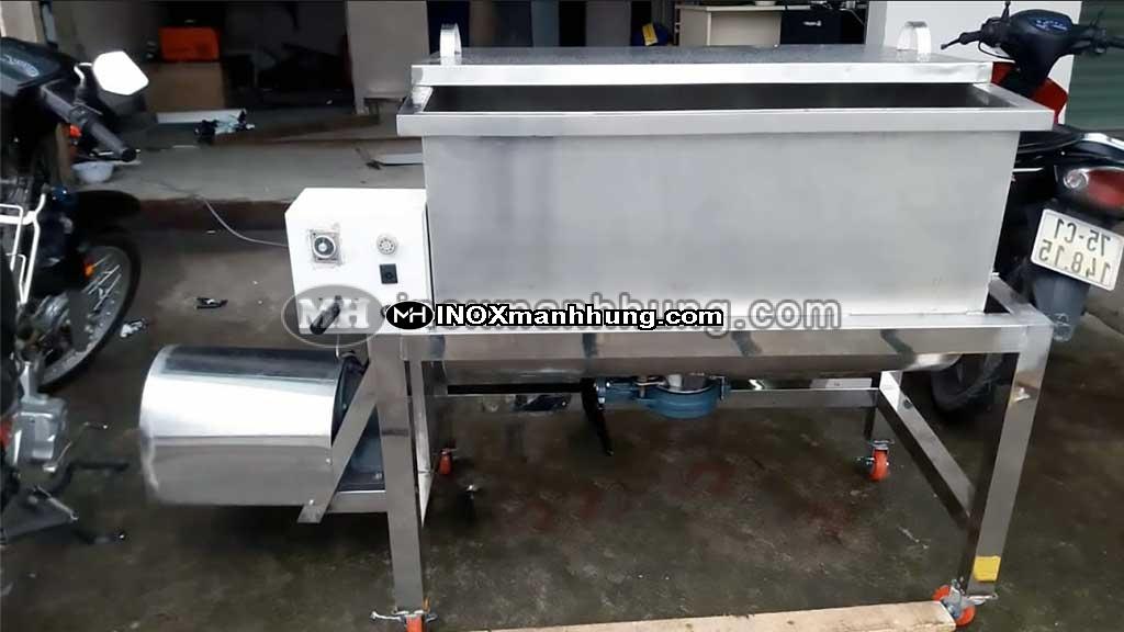 MÁY TRỘN BỘT THỨC ĂN CHĂN NUÔI 1