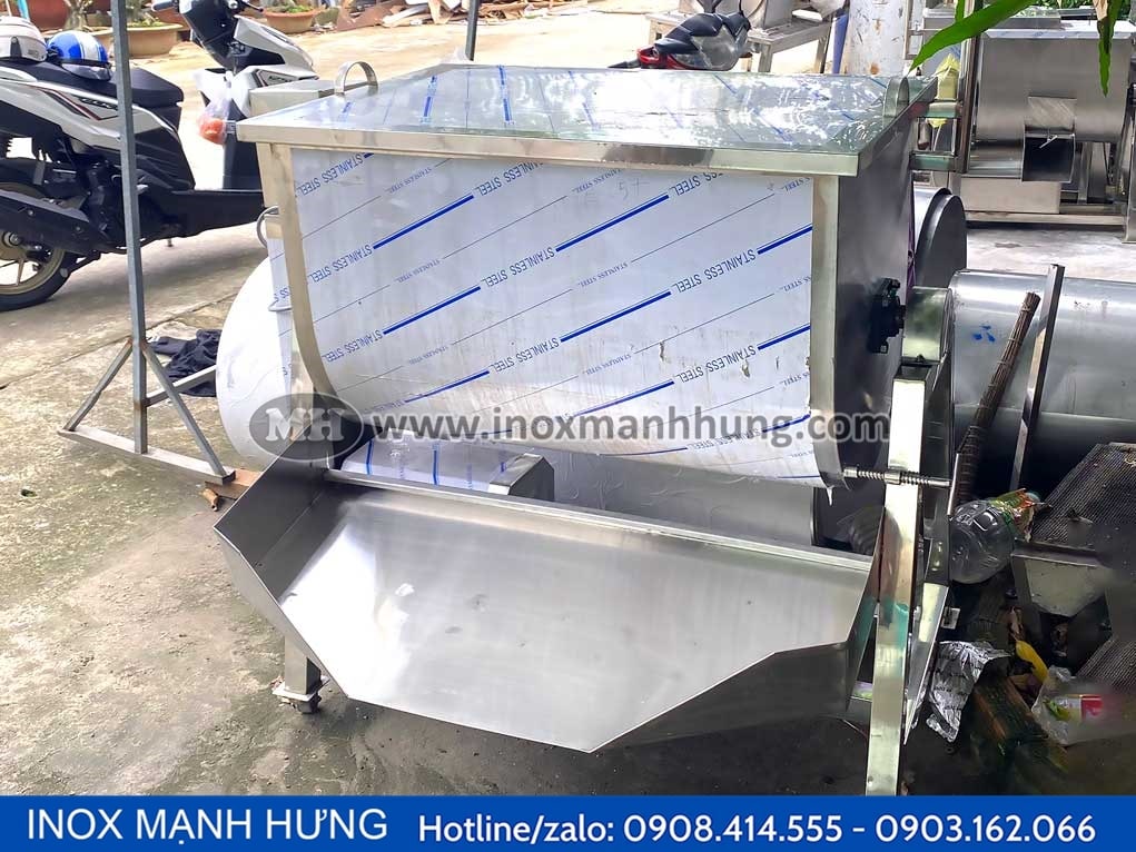 Máy trộn thực phẩm 150kg 2 Máy trộn thực phẩm 150kg 1