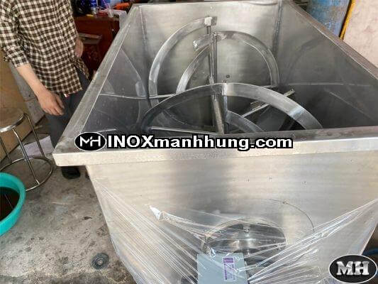 Máy trộn thực phẩm 300kg/mẻ Máy trộn thực phẩm 300kg/mẻ