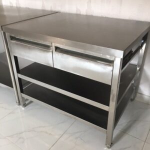 ban inox co hoc keo san xuat tai avc