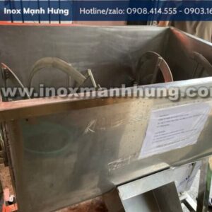 MÁY TRỘN THỨC ĂN CHĂN NUÔI.